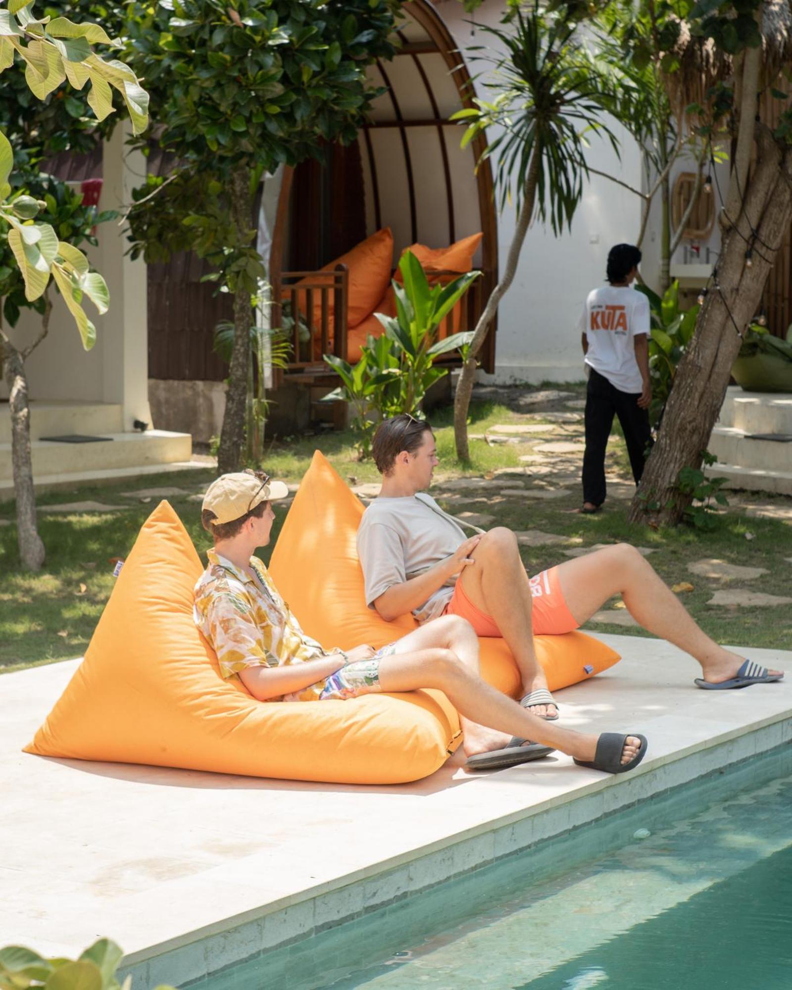 Lost Inn Kuta Capsule Hostel Zewnętrze zdjęcie