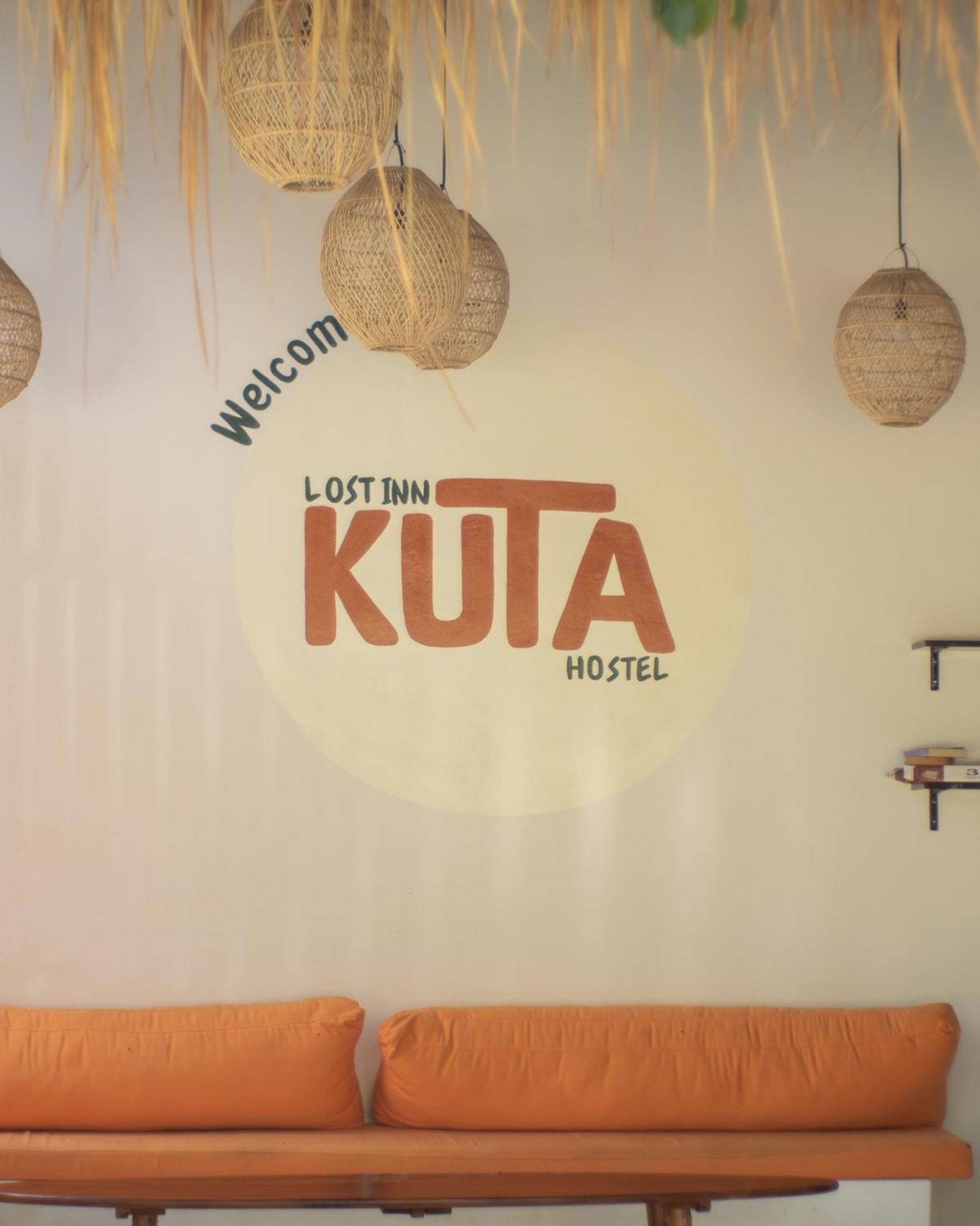 Lost Inn Kuta Capsule Hostel Zewnętrze zdjęcie
